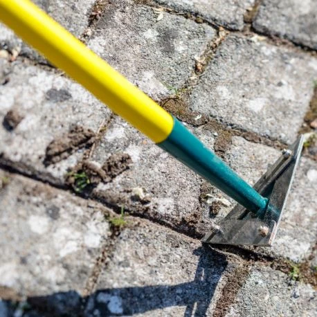 Racloir De Bordures NaturOvert Manche Bois Certifié PEFC 3 Racloir De Bordures NaturOvert Manche Bois Certifié PEFC – Image 3